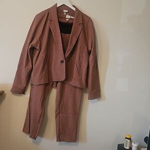 a new day woman set blazer  size XL and  pants  size 12